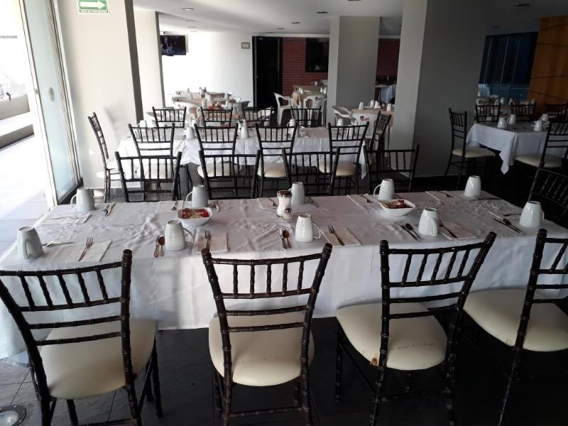 Ramada By Wyndham Acapulco Hotel & Suites Exterior photo